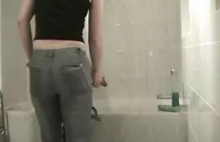Watch video Amateur Brian Wichsen auf Kostenlose porno-site, die Heimat der kostenlosen Любительское porno-videos und Парни (соло) sexfilme gratis mit reifen frauen sex Filme online.